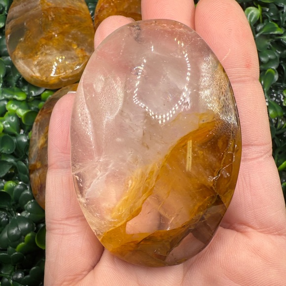 Beautiful Golden Healer Palm Stone - Picture 6 of 8